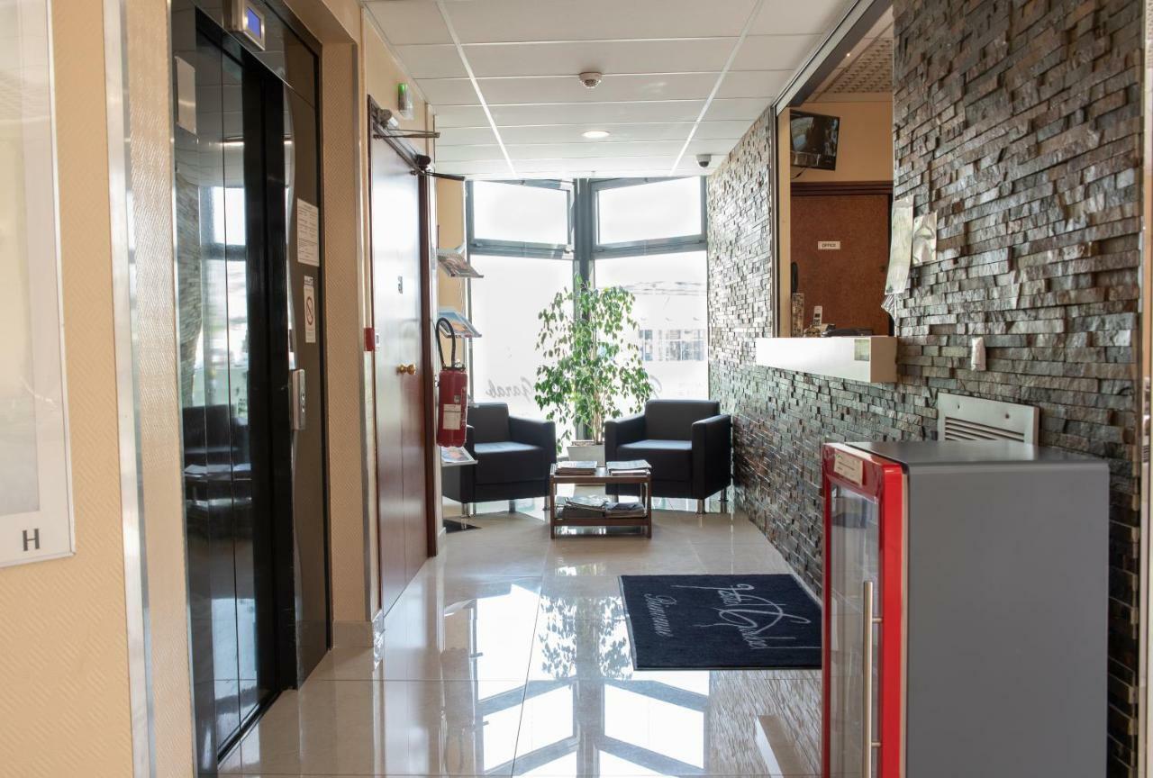 Hotel Garabel Plaisir Eksteriør billede